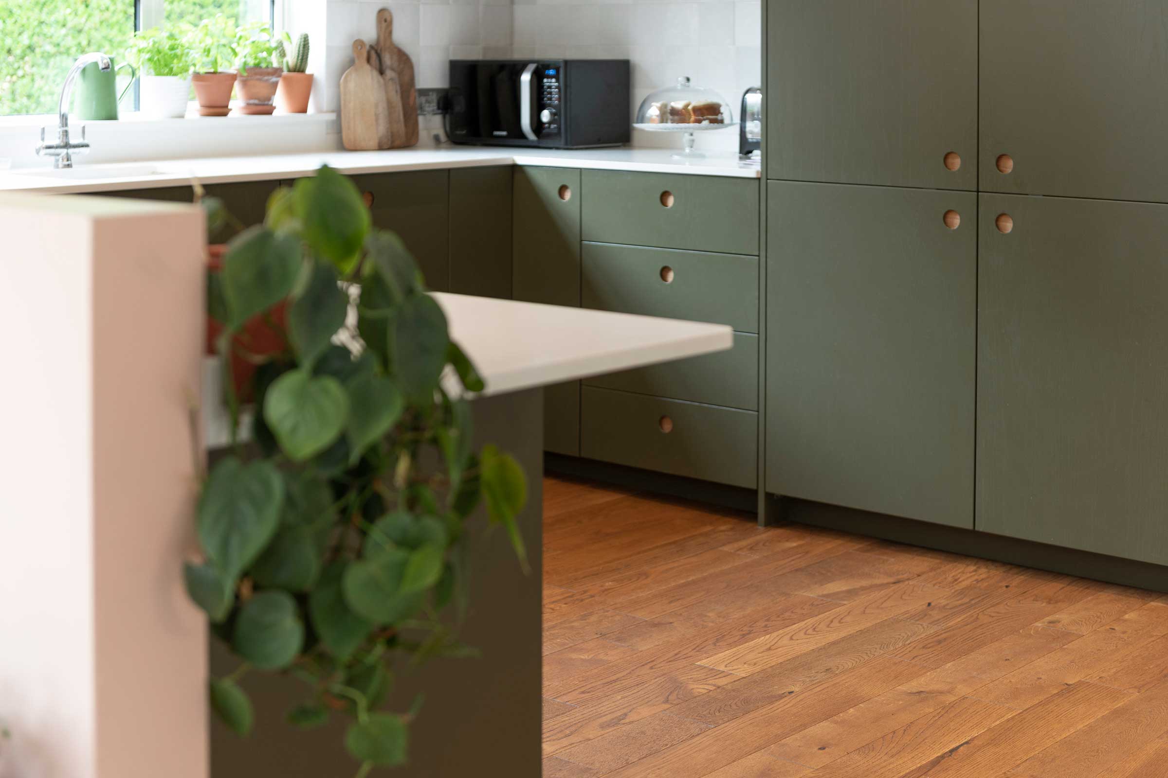 Tips for Refinishing Engineered Wood Floors