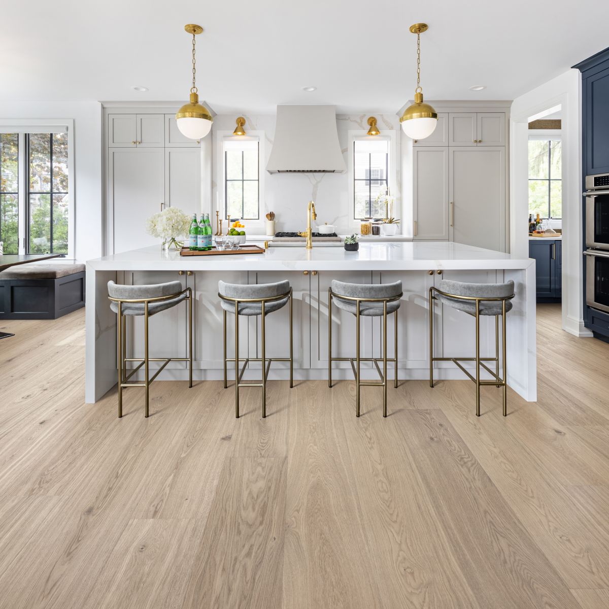 Hasslarp - Misty White Rustic Oak XXL