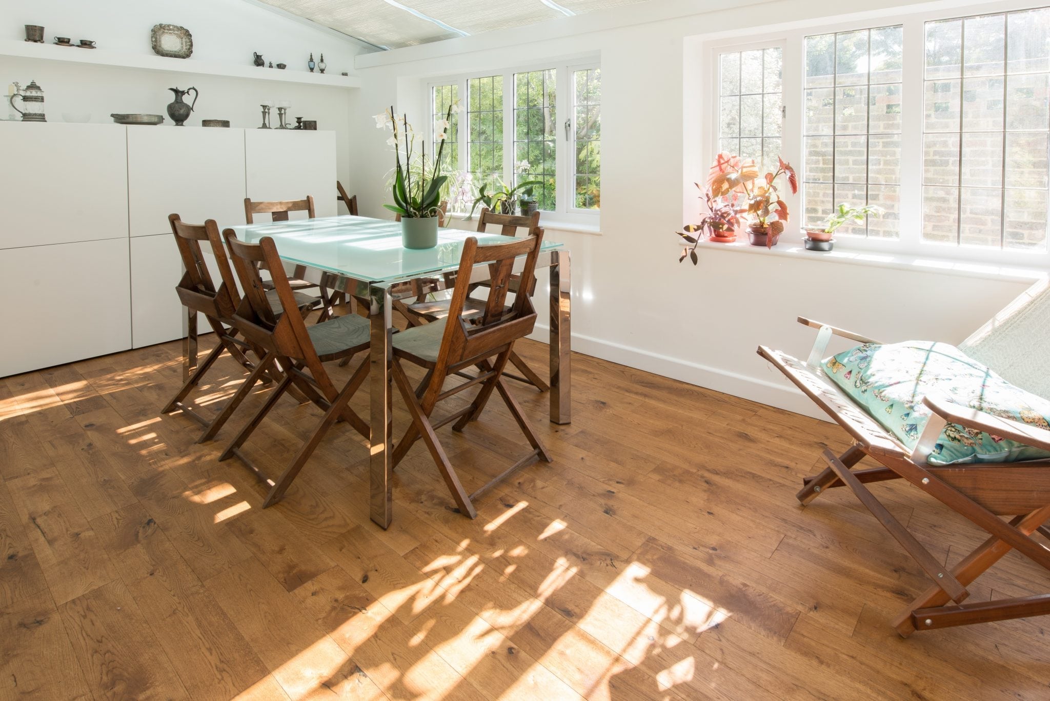 wood floors in a bright and airy kitchen